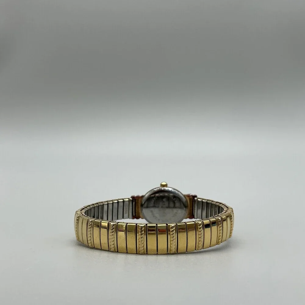 WINCCI Womens Watch 18mm MOP Oval Dial Gold Tone Expansion Bracelet New Battery